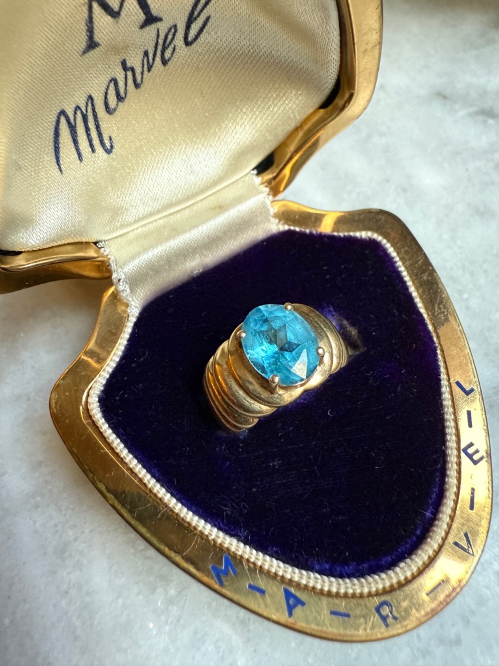 10k Gold Vintage Chunky Bright Oval Blue Topaz Shrimp Ring